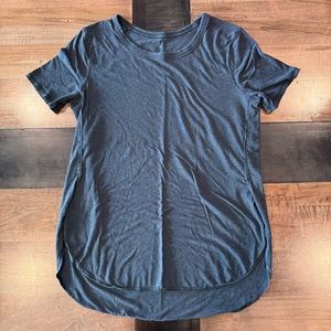 Lululemon T-shirt